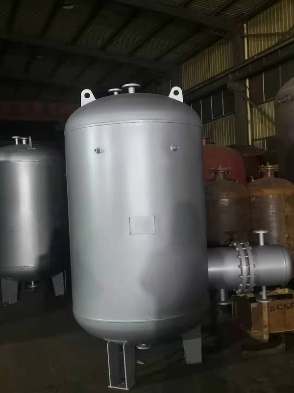 容积式浮动盘管换热器 容积式浮动盘管换热器